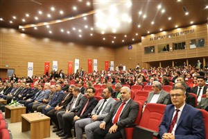 ASÜ Kariyer ve İstihdam Günü’nde gençler iş dünyasıyla bir araya geldi